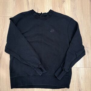 Nike Men's Classic Black Crewneck Sweater